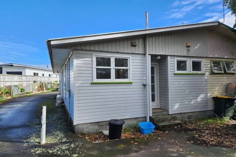 Photo of property in 2/52 Leighton Avenue, Waiwhetu, Lower Hutt, 5010