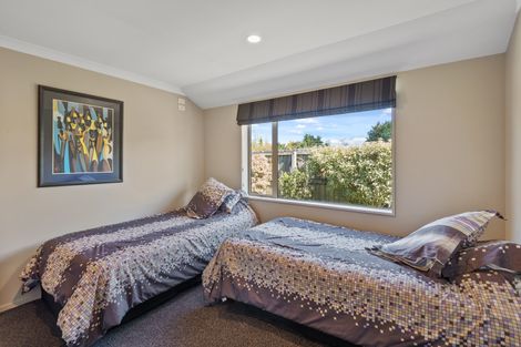 Photo of property in 12 Alderney Mews, Casebrook, Christchurch, 8051