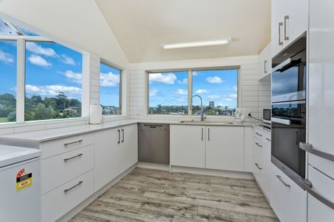 Photo of property in 18 The Rise, Saint Heliers, Auckland, 1071