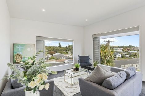 Photo of property in 26 Birdwood Avenue, Moturoa, New Plymouth, 4310