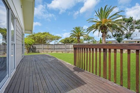 Photo of property in 1 Aria Place, Clover Park, Auckland, 2023