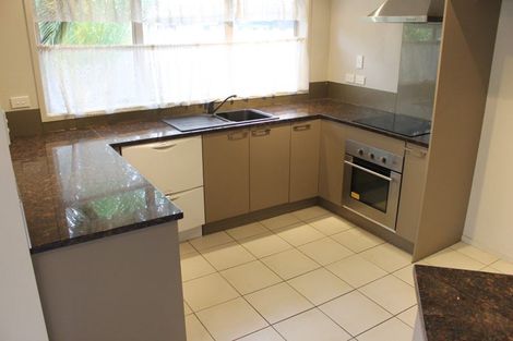Photo of property in 14 Fitchburg Place, Mangere, Auckland, 2022