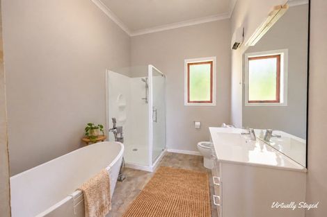 Photo of property in 36 Ellison Street, Otane, 4202