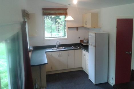 Photo of property in 82 Opanuku Road, Henderson Valley, Auckland, 0612