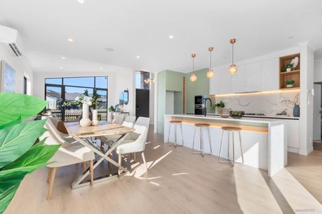 Photo of property in 40 Jane Maree Road, Kumeu, 0810