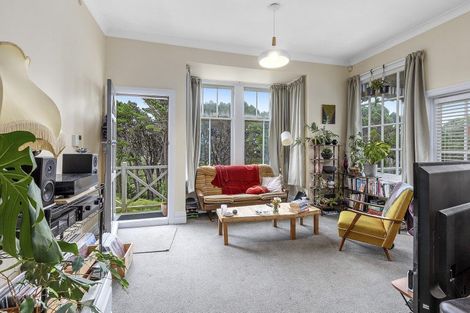 Photo of property in 2 Caprera Street, Melrose, Wellington, 6023