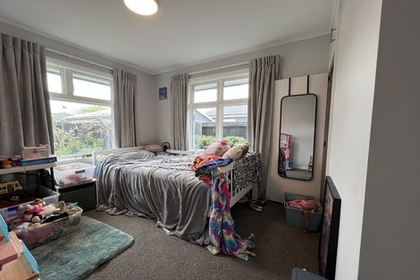 Photo of property in 192 Weston Road, St Albans, Christchurch, 8052