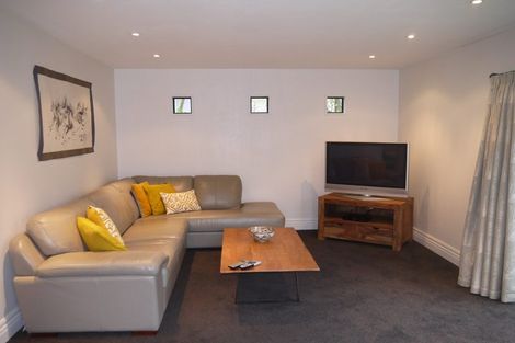 Photo of property in 29 Kahu Road, Fendalton, Christchurch, 8041