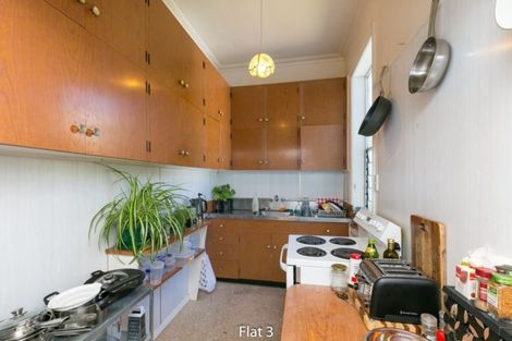 Photo of property in 1/57 Hawker Street, Mount Victoria, Wellington, 6011