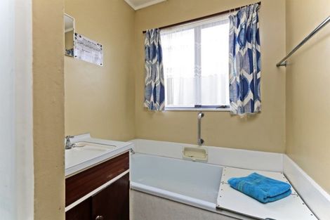 Photo of property in 1/800 Miller Street, Hastings, 4122