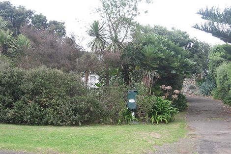 Photo of property in 8 Groves Road, Raumati Beach, Paraparaumu, 5032
