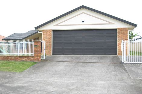 Photo of property in 12 Crossandra Drive, Mangere, Auckland, 2022