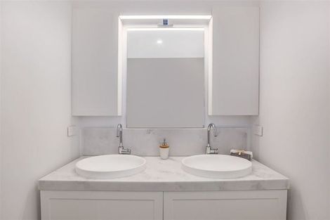 Photo of property in 16 Schooner Drive, Whitby, Porirua, 5024