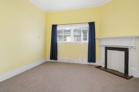 Photo of property in 6 Durham Street, Picton, 7220