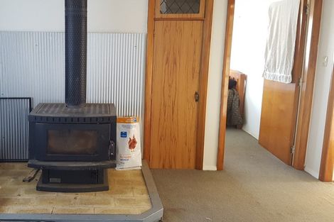 Photo of property in 37 Aylmer Street, Ross, 7812