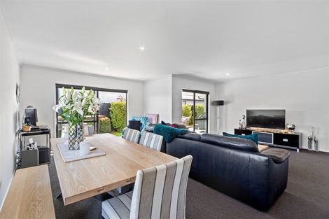 Photo of property in 8 Parawai Street, Marshland, Christchurch, 8083