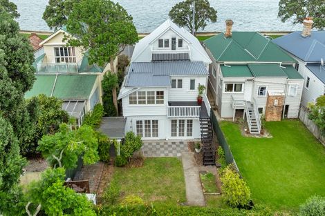 Photo of property in 29 Queens Parade, Devonport, Auckland, 0624