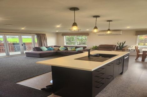 Photo of property in 168 Brecon Road, Stratford, 4332