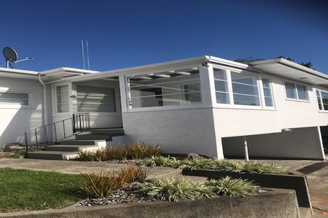 Photo of property in 11 Strathmore Place, Awapuni, Palmerston North, 4412