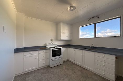 Photo of property in 27a Gemstone Drive, Birchville, Upper Hutt, 5018