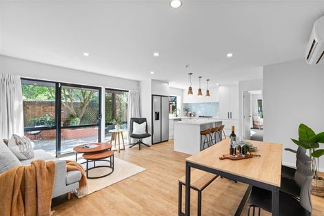 Photo of property in 10 Haineswood Lane, Sockburn, Christchurch, 8042