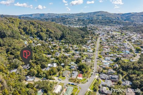 Photo of property in 10 Aratika Grove, Stokes Valley, Lower Hutt, 5019