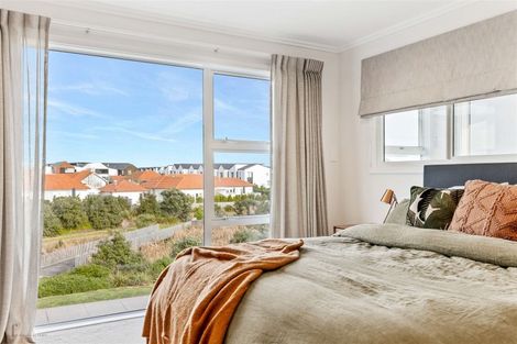 Photo of property in 13 Frances Bryers Road, Hobsonville, Auckland, 0616