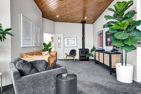 Photo of property in 3b Sunset Street, Bell Block, New Plymouth, 4312