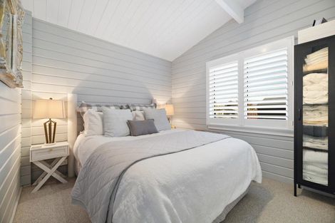 Photo of property in 13 Argyle Place, Arrowtown, 9302