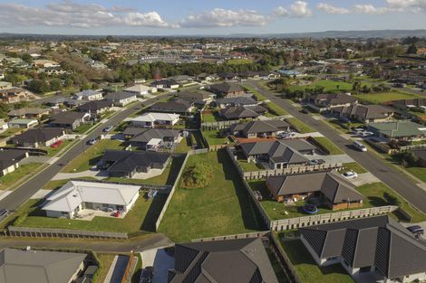Photo of property in 27 Fairfax Crescent, Pyes Pa, Tauranga, 3112