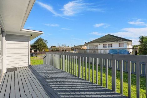 Photo of property in 1/48 Trimdon Street, Randwick Park, Auckland, 2105