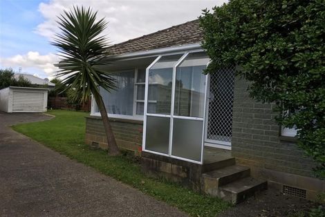 Photo of property in 26 Evelyn Place, Hillcrest, Auckland, 0627