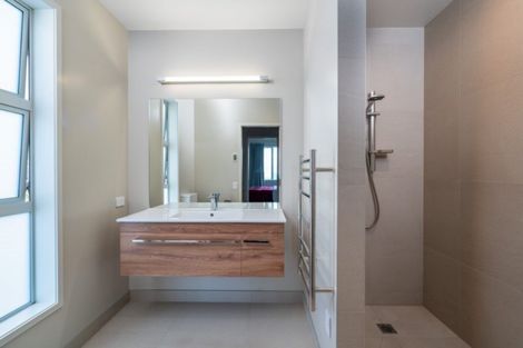 Photo of property in 3b Isobel Street, Acacia Bay, Taupo, 3330