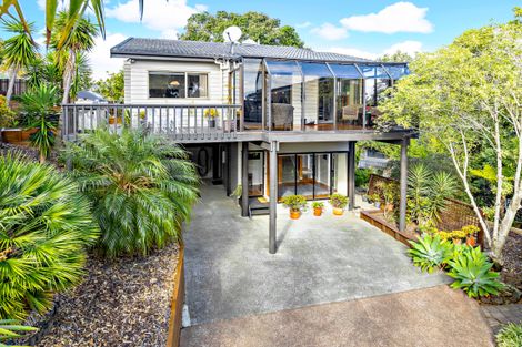 Photo of property in 16 Proteus Place, Half Moon Bay, Auckland, 2012