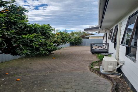 Photo of property in 2/32 Spriggs Crescent, Greenmeadows, Napier, 4112