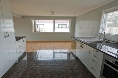 Photo of property in 14 Tango Place, Henderson, Auckland, 0610