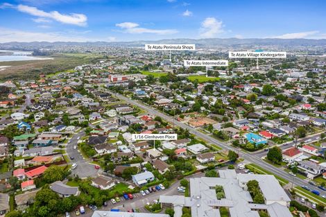 Photo of property in 1/16 Glenhaven Place, Te Atatu Peninsula, Auckland, 0610