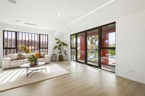 Photo of property in 106 Landing Drive, Albany, Auckland, 0632