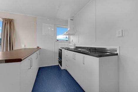 Photo of property in 76 Cambridge Terrace, Papatoetoe, Auckland, 2025