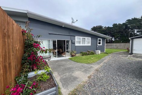 Photo of property in 66a Nash Parade, Foxton Beach, Foxton, 4815