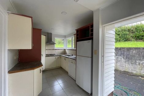 Photo of property in 63 Peach Road, Glenfield, Auckland, 0629