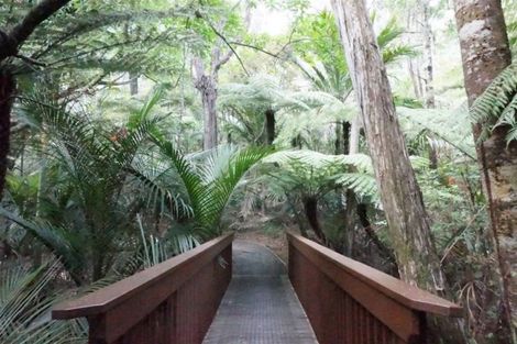 Photo of property in 137 West Hoe Heights, Orewa, 0931