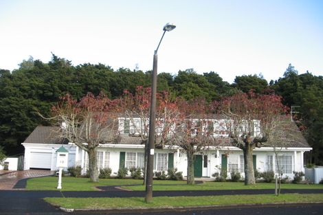 Photo of property in 10 Freshney Place, Hillpark, Auckland, 2102