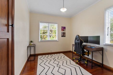 Photo of property in 43 Aotaki Street, Otaki, 5512