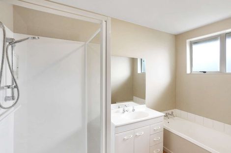 Photo of property in 2/8 Thistledown Place, Woolston, Christchurch, 8062