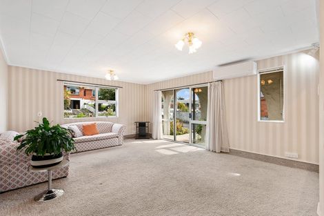 Photo of property in 12a Elwyn Crescent, Green Island, Dunedin, 9018