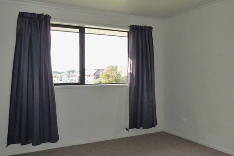 Photo of property in 32 Ocean View Rise, Ruakaka, 0116