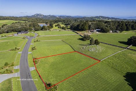 Photo of property in 38 Stoney Hill Road, Te Kamo, 0185