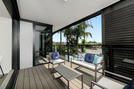 Photo of property in 2-06/424 Maunganui Road, Mount Maunganui, 3116