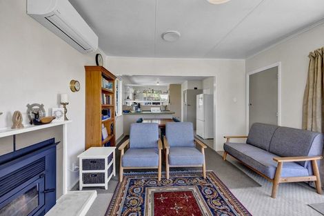 Photo of property in 15 Norfolk Street, Patea, 4520